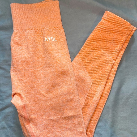 AYBL salmon color leggings - Picture 1 of 4